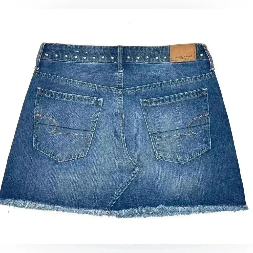 American Eagle Women Hi-Rise Festival Mini Jean Skirt SZ 4 Short Studded Frayed - Picture 4 of 5